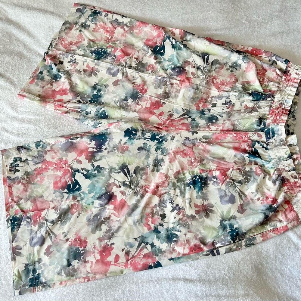 Athleta floral capris